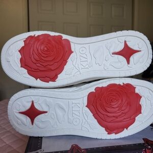 Kizo Diamond Platinum Scars Size 7M/8.5W